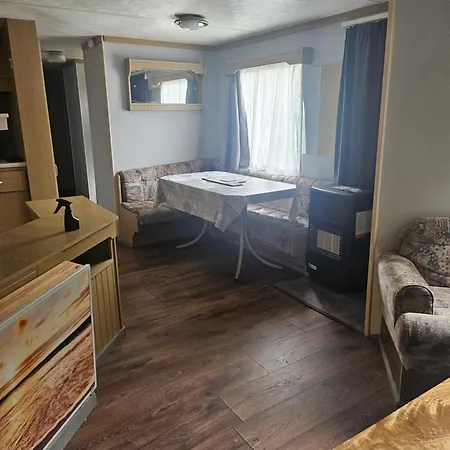 An Tigin Kamp alanı *